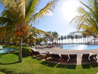 Hotel Grand Oasis
